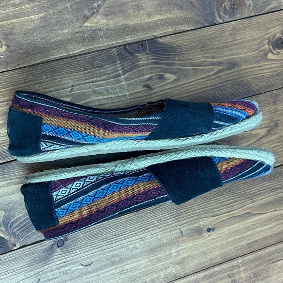 Bear Paw Espadrille style shoes colorful native print Womens size 7 - Picture 5 of 10